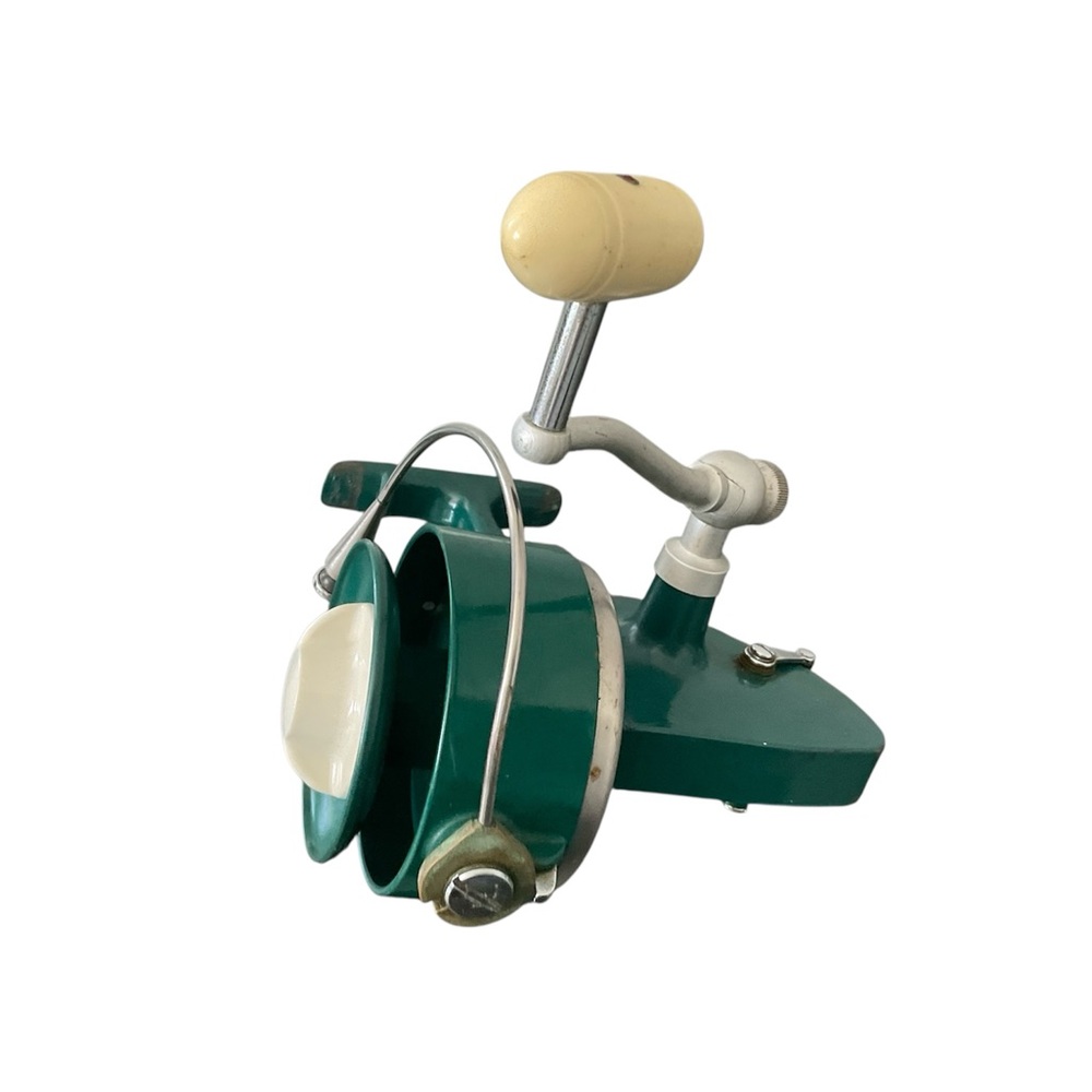 Vintage Green Fishing Reel